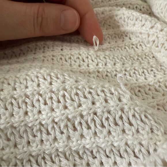 Abercrombie & Fitch Top Womens Sz M White Crochet Open Knit Short Sleeve Cotton - Picture 6 of 10